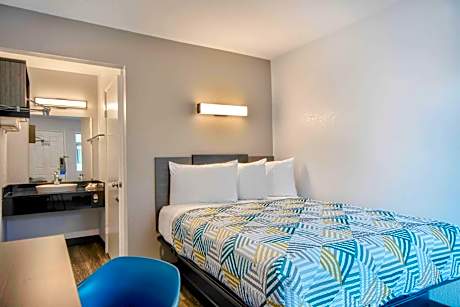 Double Room - Non-Smoking