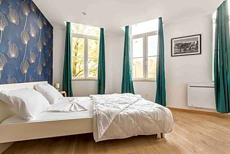 Large Maison - 5 chambres- 2 SDB- proche Lille