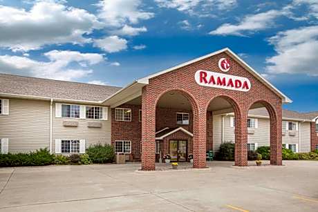 Ramada by Wyndham Spirit Lake/Okoboji