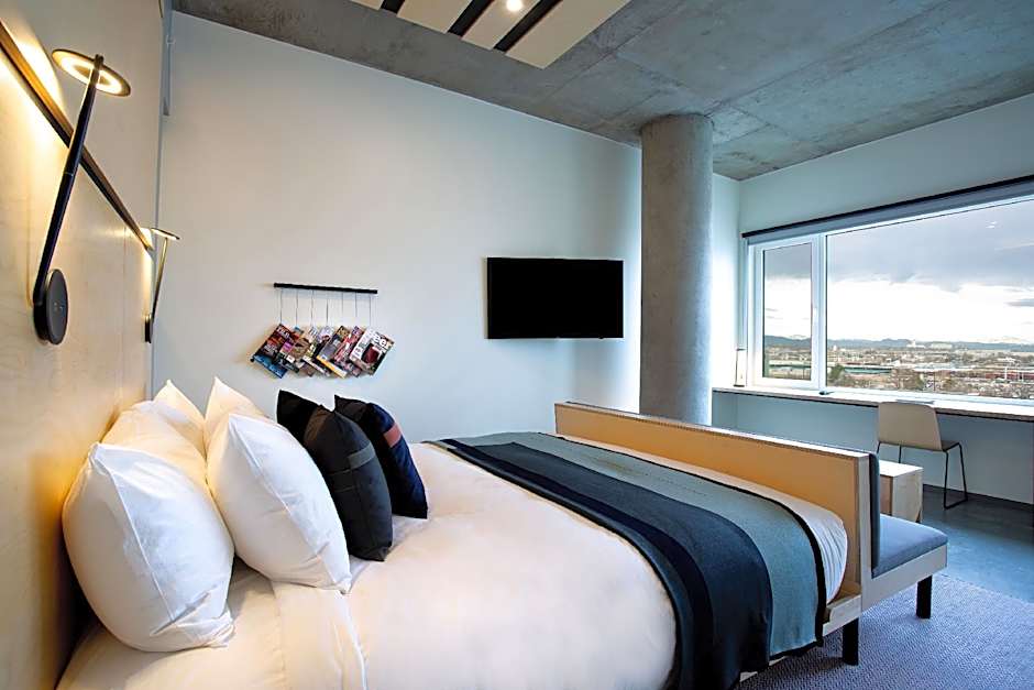 THE SOURCE HOTEL