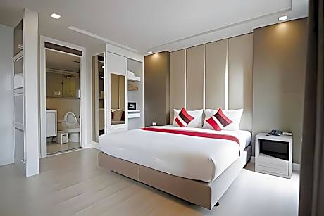 Superior - Non-Smoking