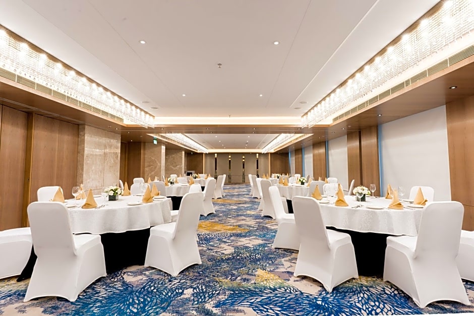 Holiday Inn Lucknow Airport By IHG