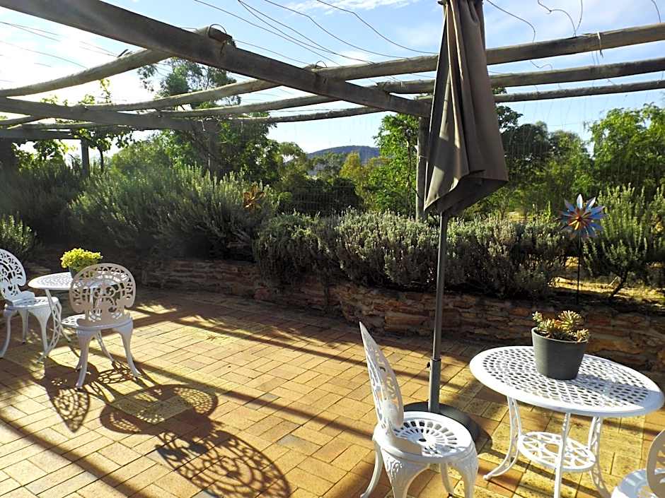 York's Lookout Lodge Bed And Breakfast