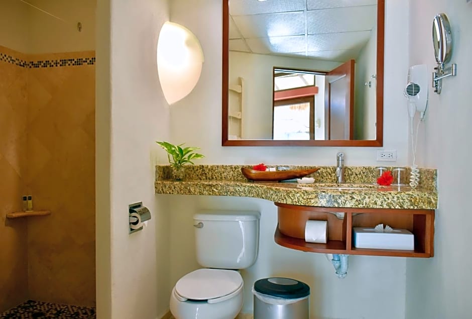 Playa Palms Beach Hotel