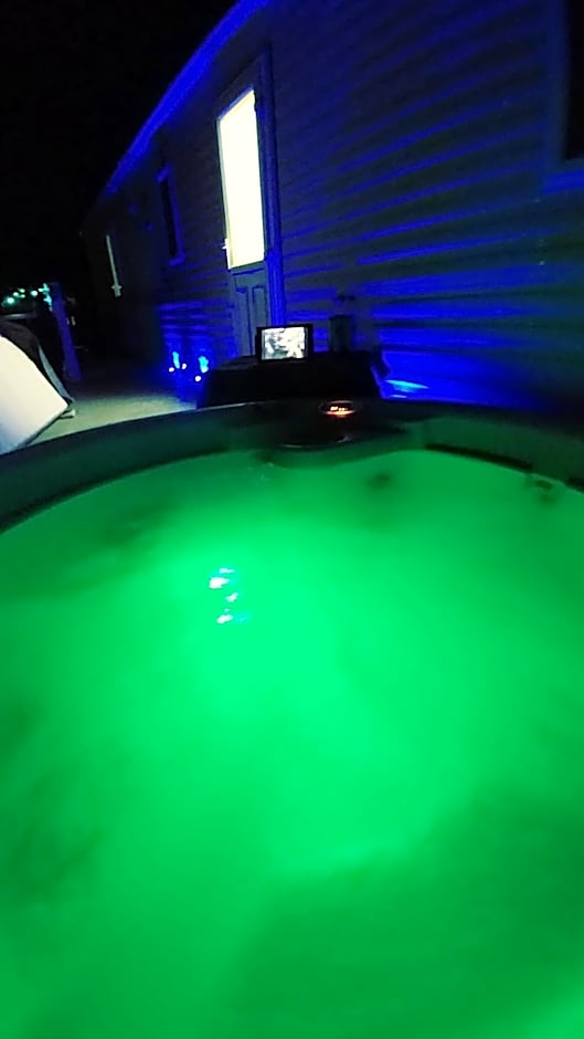 Len's Getaway Tattershall Lakes