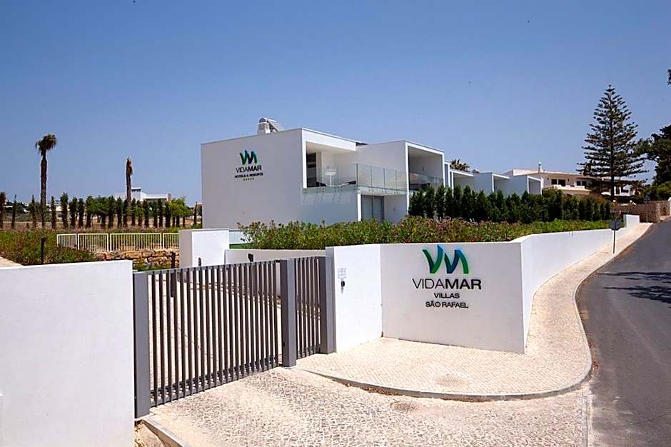 Salgados Beach Villas