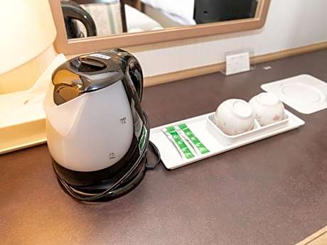 Twin Room - Non-Smoking