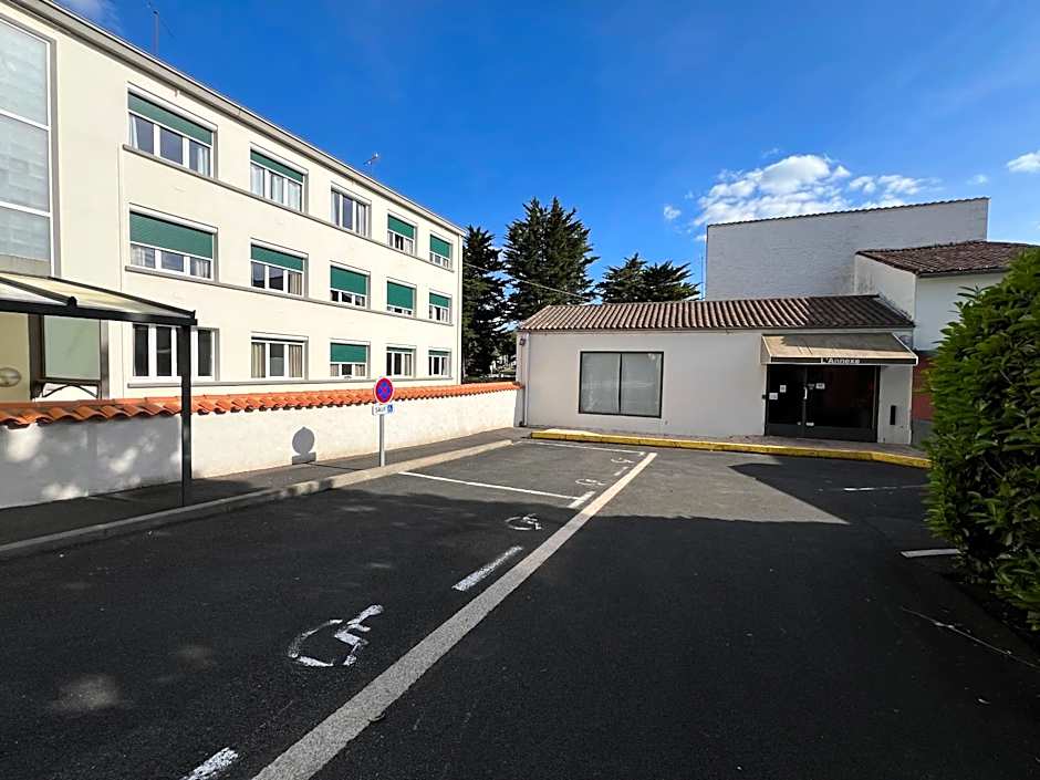 Brit Hotel du Parc Niort