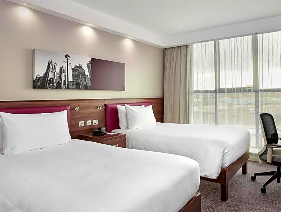 Hampton Bristol City