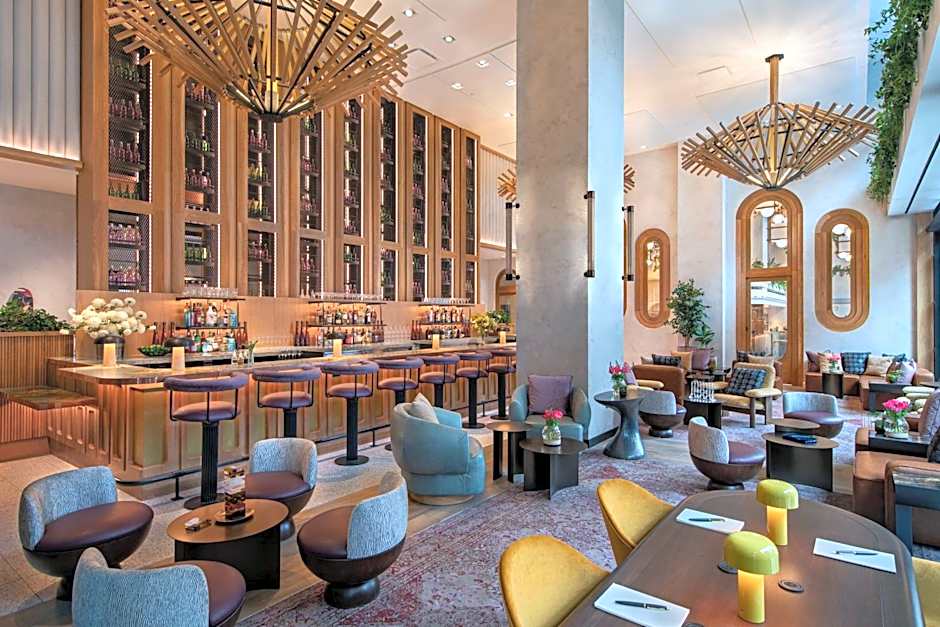 Moxy Brooklyn Williamsburg