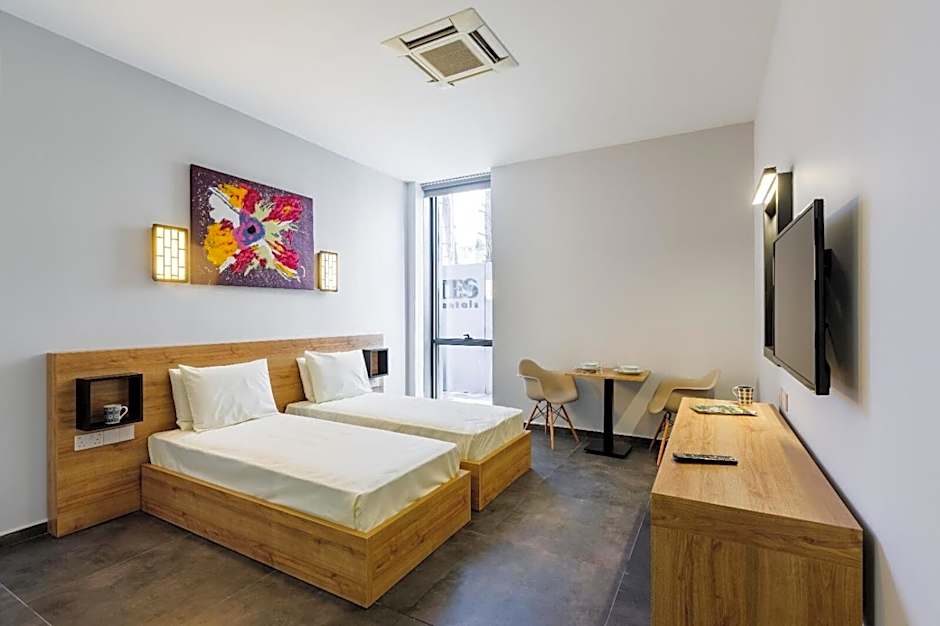 G Suites Luxury Rentals