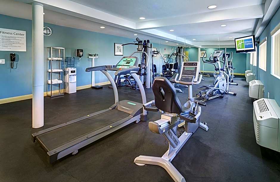 Holiday Inn Express San Diego South - National City By IHG