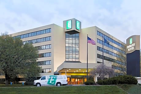 Embassy Suites by Hilton Kansas City Overland Park
