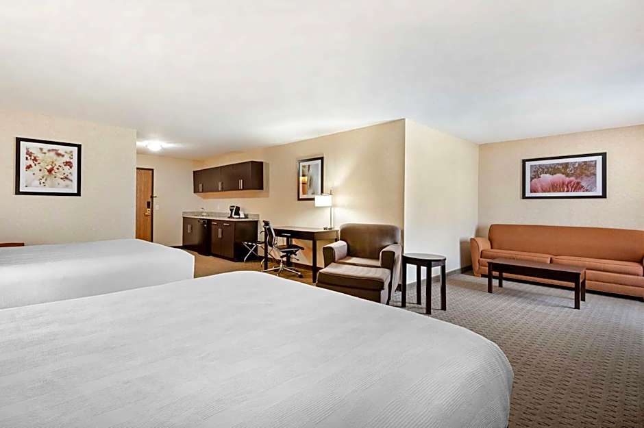 Best Western Plus Howe Inn