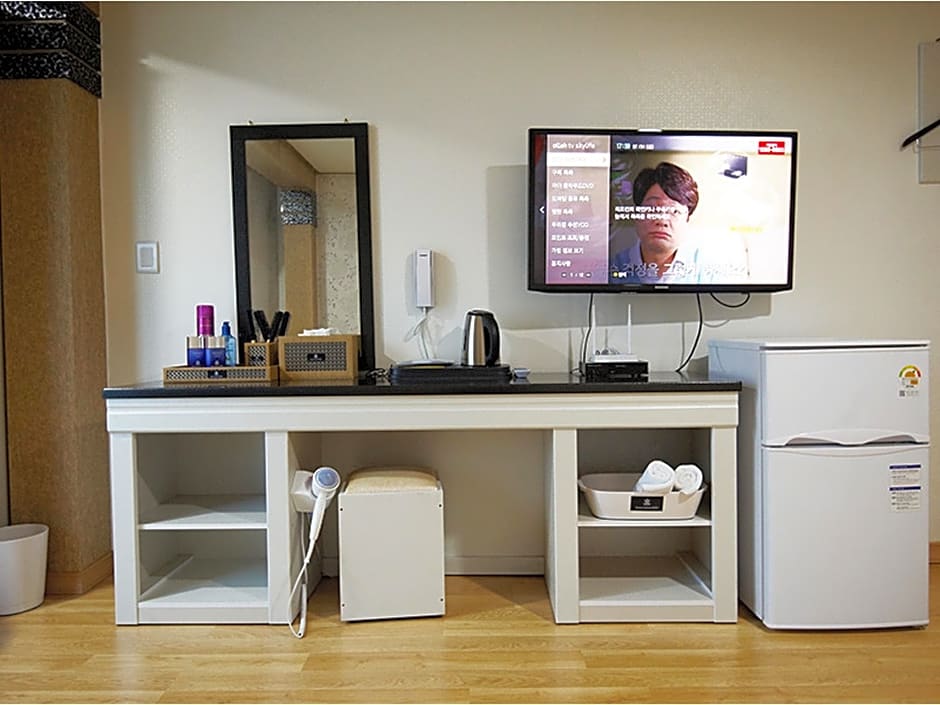 Dorcas Tourist Hostel