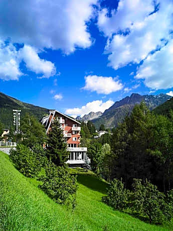 Hotel Mirella