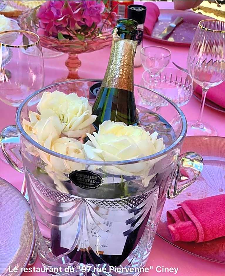 Hôtel VCB Ciney Centre-ville