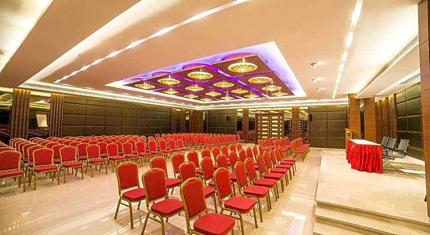 Vivera Grand Hotel - Dindigul