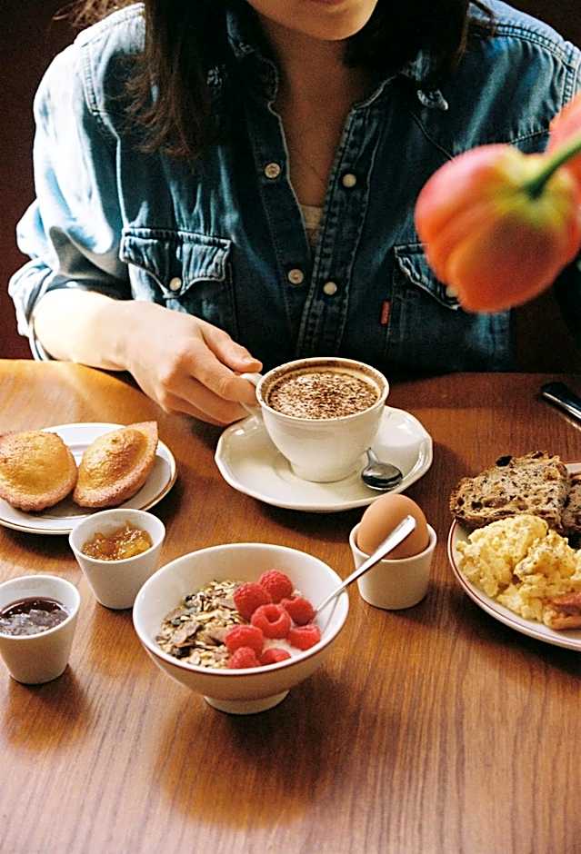 Hotel Carlton's Montmartre