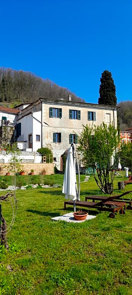 Monti Guesthouse