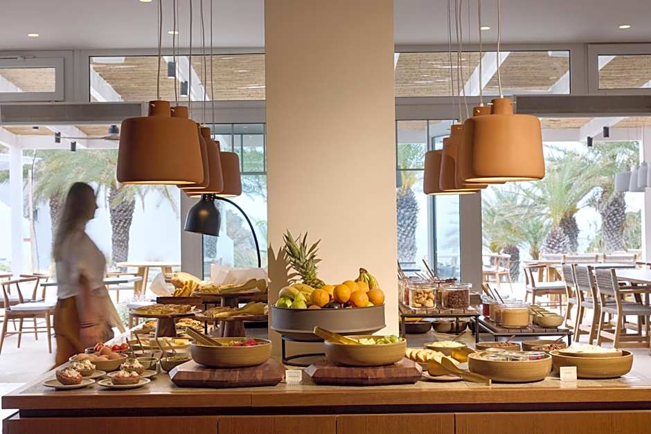 Golden Milos Beach Ηouse by Domotel