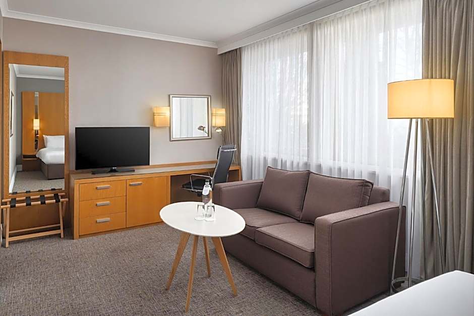 Crowne Plaza London Ealing By IHG