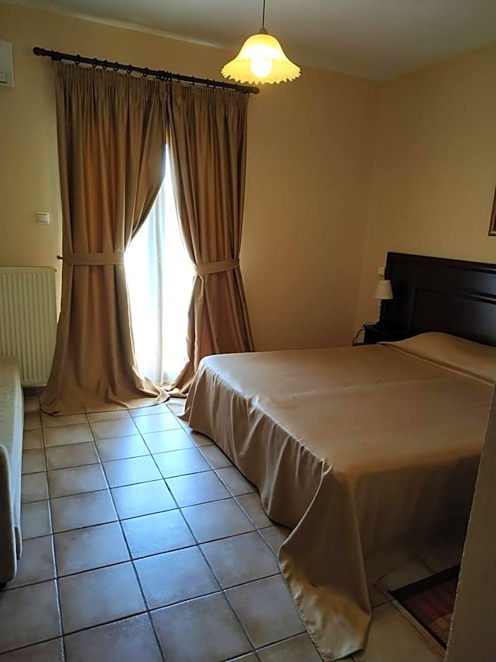 Hotel Kapsalis