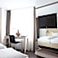 Manhattan Hotel