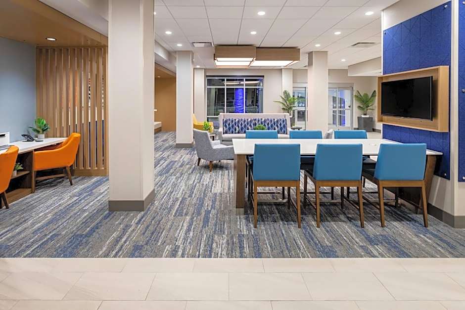 Holiday Inn Express & Suites Benson By IHG