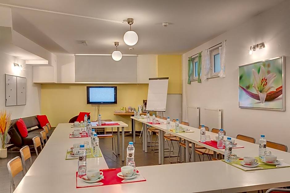 MEININGER Hotel Berlin Alexanderplatz