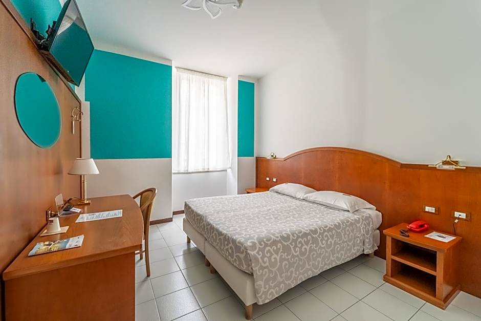 Hotel Italia
