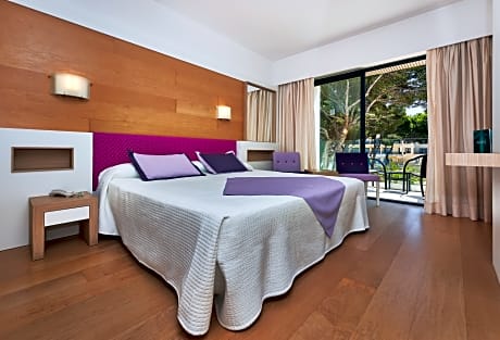 Double Single Use With Balcony