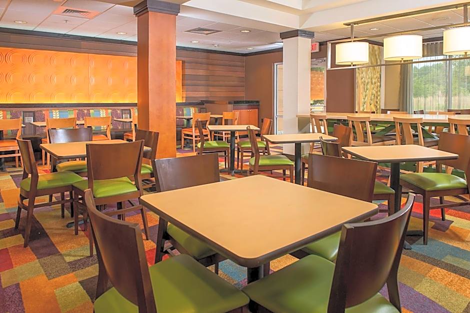 Fairfield Inn & Suites by Marriott Wilson