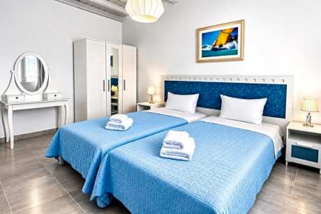 One-Bedroom Apartment with Sea View