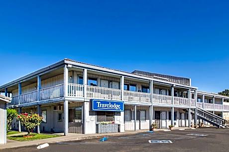 Travelodge by Wyndham Clearlake