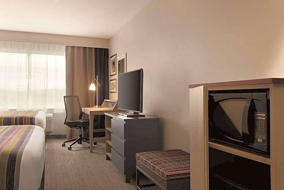 Country Inn & Suites by Radisson, Ft. Atkinson, WI
