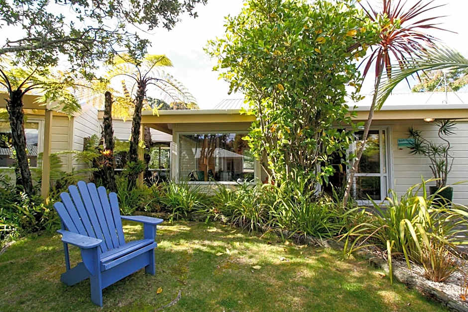 Tatahi Cove Back Packer