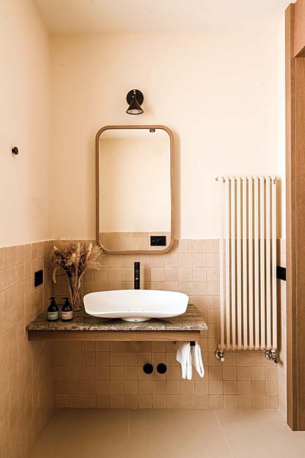 Aethos Hotel Saragano