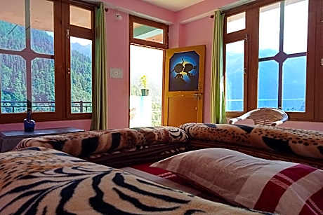 Hotel O Snow Pine Guest House Tosh