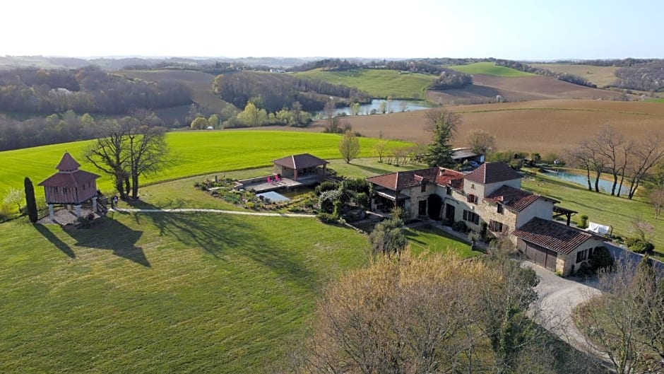 Chambre d'hôtes insolite dans un pigeonnier à 5 minutes de Marciac Gers