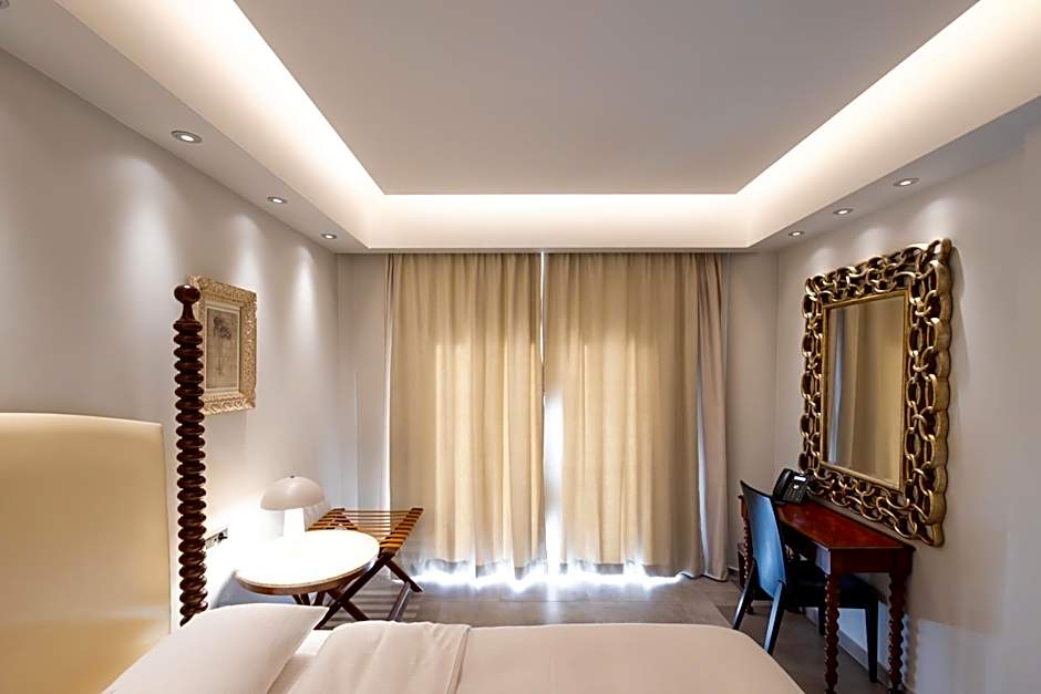 Comfy Boutique Hotel