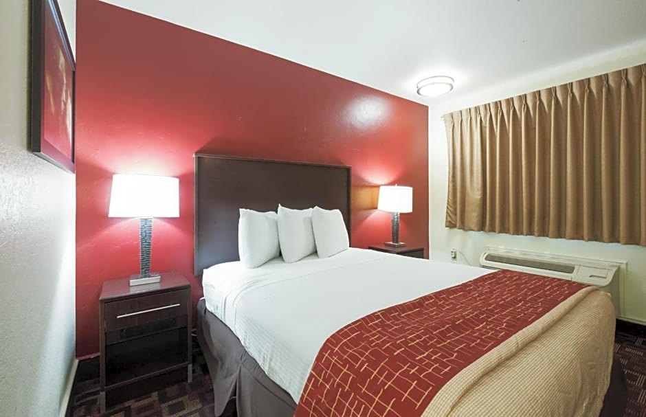 Red Roof Inn Oklahoma Airport - I-40 W/Fairgrounds