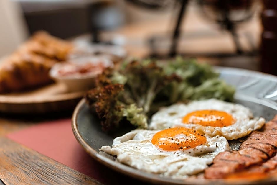 Marpessa Smart Luxury Hotel