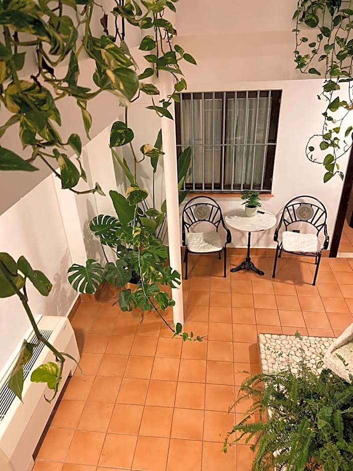 I AM La Posada Hotel and Apartment