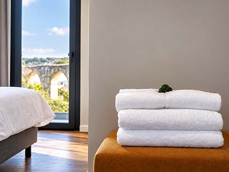 &Tales Suites - Óbidos