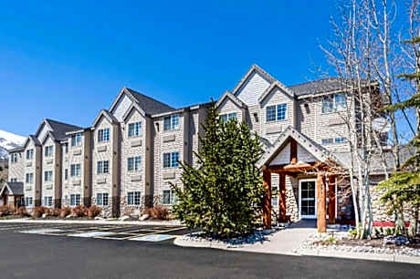 Ramada by Wyndham Frisco