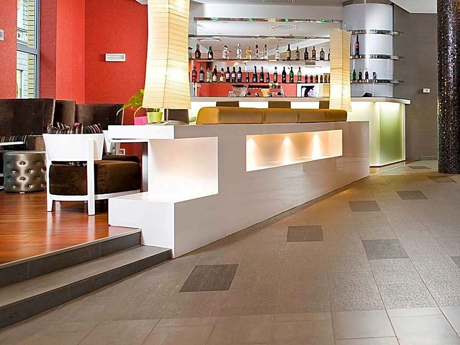 Royal Park Boutique Hotel