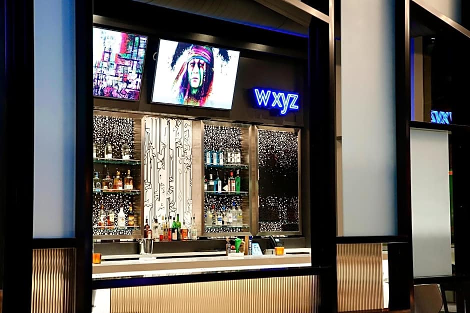 Aloft Chicago Mag Mile