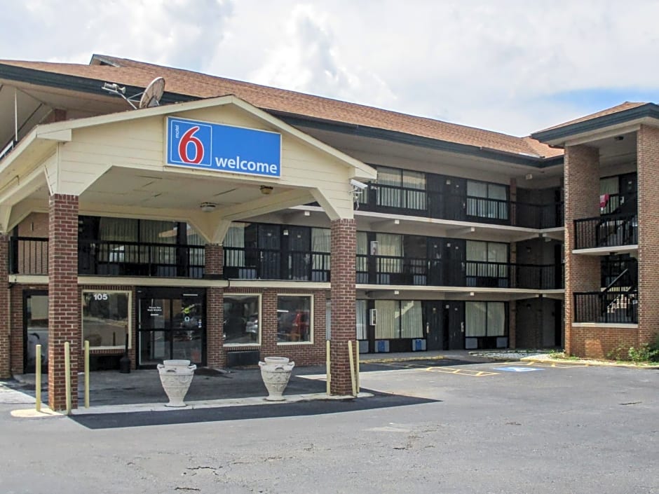 Motel 6-Macon, GA