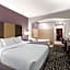 La Quinta Inn & Suites by Wyndham Snellville - Stone Mountain